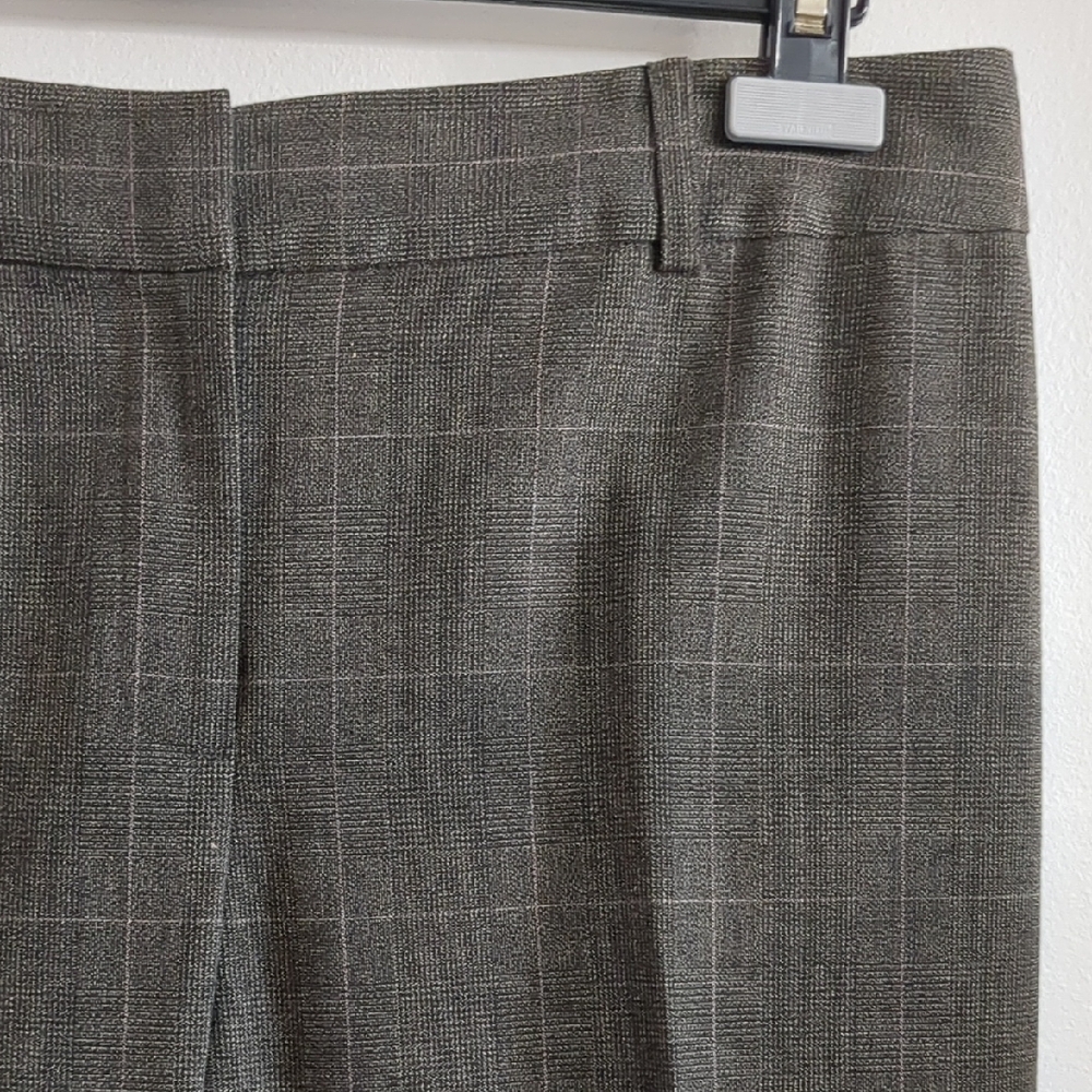 Tahari Checkered Trousers - Size 10